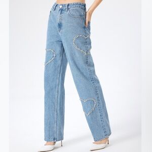 Forever 21 jeans Light Wash with Gold & Silver Heart Details Size 28 90’s fit